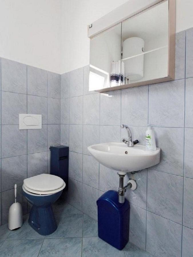 פרימוסטן Apartments And Rooms Mirja-Parking מראה חיצוני תמונה