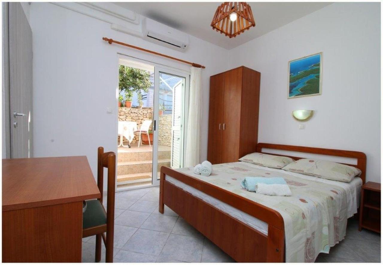 פרימוסטן Apartments And Rooms Mirja-Parking מראה חיצוני תמונה
